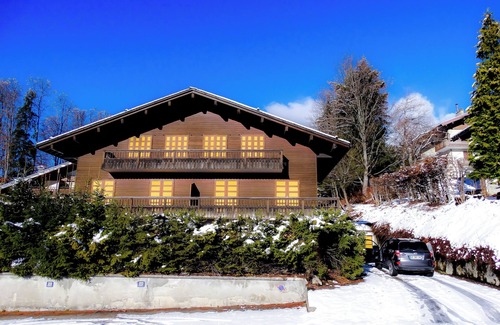 La Clusaz Apartment | Appt COZY on the ground floor Chalet - 2min walk to the piste, 7 from town