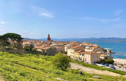Saint-Tropez Apartment | Appt Standing StTropez terrasse Piscine Parking