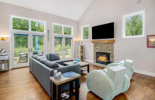 Glenn Haven Shores House | Appy Place