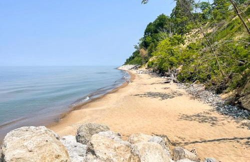 Glenn Haven Shores House | Appy Place