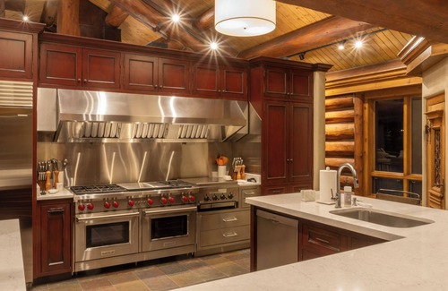 Hailey House | Après Lodge - Ultimate Gathering Place for Family & Friends