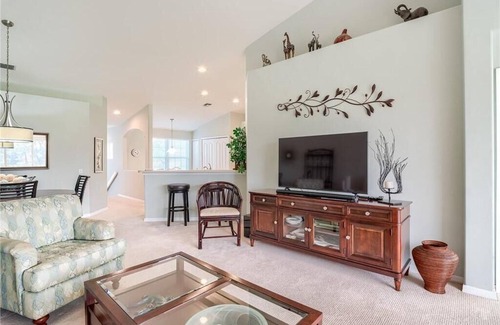 Bonita Springs Condo | April Condo on Private Golf Course with Golf Privileges,