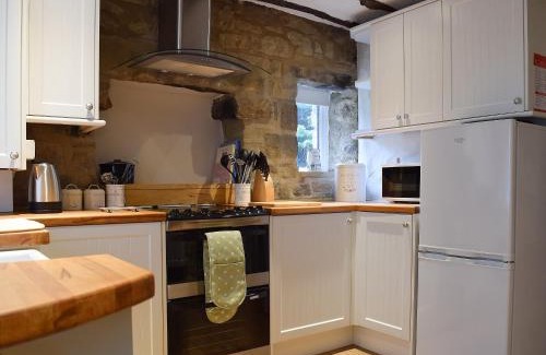 Giggleswick House | April Cottage - Uk2152