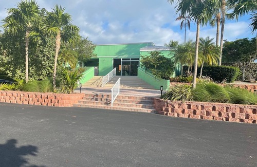 Rock Harbor Condo | APRIL SPECIAL RARE AVAIL Landings of Largo 2/2 covered parking access +boat ramp