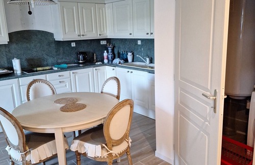 Montignac Apartment | Aprt Montignac Piscine Privée