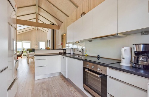 Grønninghoved Strand House | "Apsolon" - 150m from the sea by Interhome