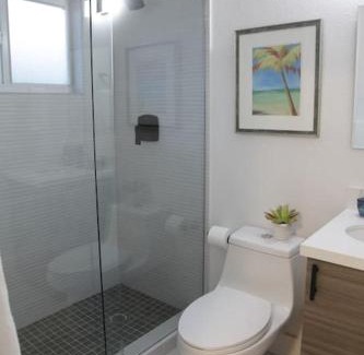 Seybold Apartment | Apt 1 Miami Designer Studio in the Upper East-Side