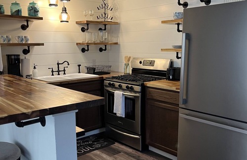 Hamilton Apartment | Apt. # 2 beautiful remodel