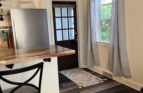 Hamilton Apartment | Apt. # 2 beautiful remodel