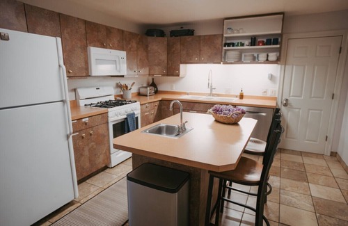 Heart of Missoula Apartment | Apt. #2 · Goldsmith's River Front Inn- Rattlesnake Apartment