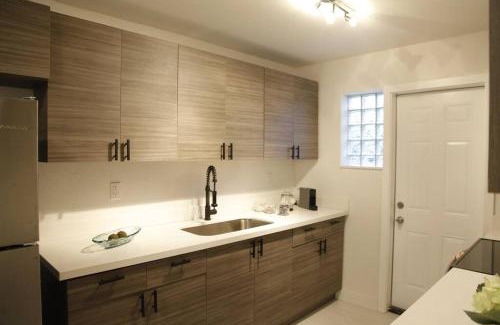 Seybold Apartment | Apt 2 Miami Designer Apartment in the Upper East-Side