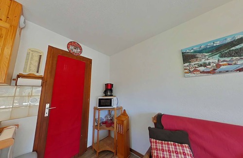 Le Grand-Bornand Apartment | Apt 2 rooms, sleeps 6, 900m to cable car, parking
