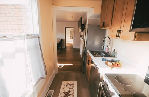 Heart of Missoula Apartment | Apt. # 4 - Goldsmith's River Front Inn - Flathead Apartment