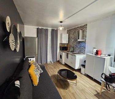 L'Europe Apartment | Apt at stlazarre opera haussman