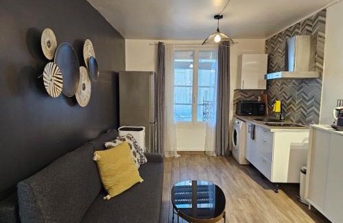 L'Europe Apartment | Apt at stlazarre opera haussman