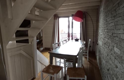 Montgenevre Apartment | Apt chaleureux 3* pour 5 pers. - 2 chambres, à 30m des pistes, parking inclus - FR-1-445-29