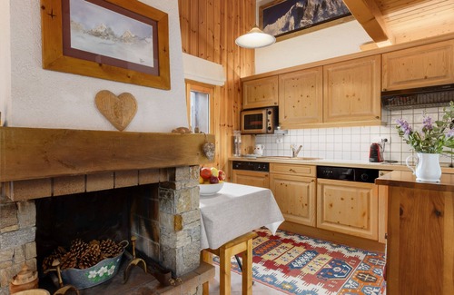 Chamonix-Mont-Blanc Apartment | Apt Grands Montets ski in, ski out