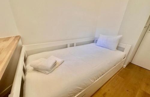 Asnieres-sur-Seine Apartment | APT metro-Paris