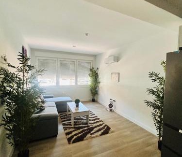 Alcobendas Apartment | Apto 1 Leones con Wifi y Netflix