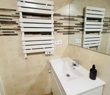Alcobendas Apartment | Apto 1 Leones con Wifi y Netflix