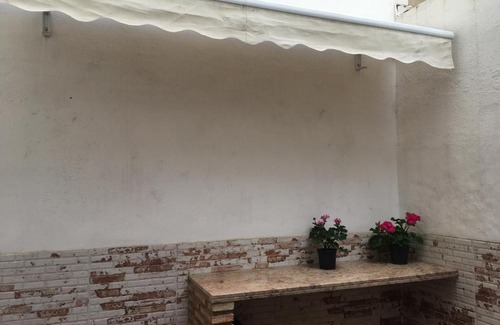Distrito Noroeste Apartment | Apto con patio y barbacoa BBQ Los picadores