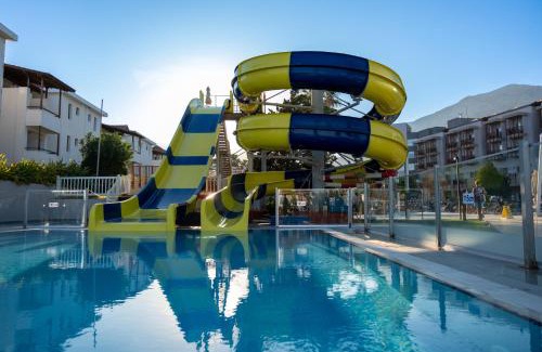 Kemer Hotel | AQI Hydros Club