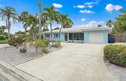Belle Vista House | Aqua Escape St Pete Beach