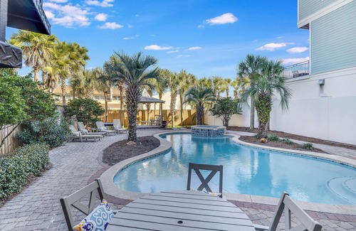 Frangista Beach House | Aqua Grande*HUGE Pool*Spa*Beach*Game Room*GolfCart*Beach Gear*Steps to Beach