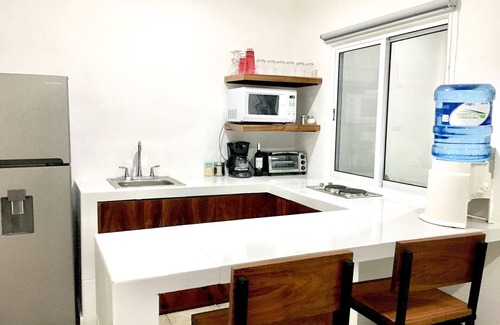 Puerto Morelos Apartment | AQUA GUESTHOUSE 4 ~ STEPS FROM THE BEACH ~ A+ INTERNET