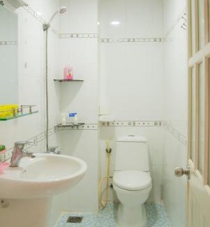 District 6 Hotel | Aqua Nhu Huynh Hotel