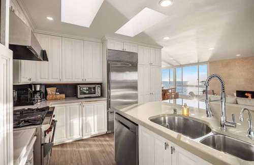 Eastern Malibu Apartment | Aqualina by Stay Awhile Villas