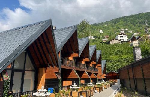 Caykara Cabin | Aquarium BUNGALOW UZUNGÖL
