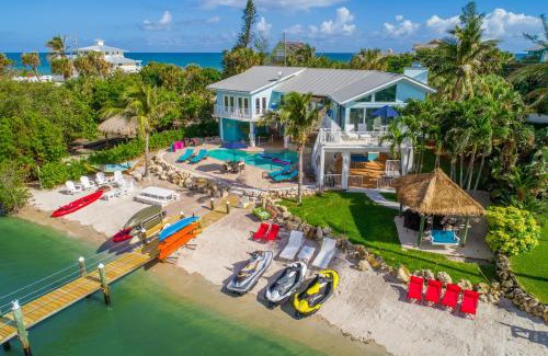 Stuart House | Aquarius North