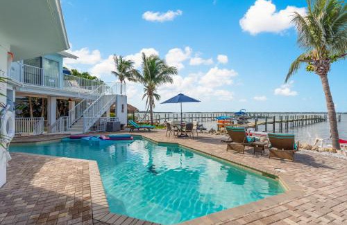 Stuart House | Aquarius North