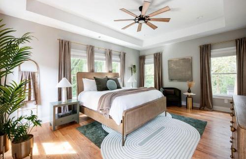 East Atlanta Apartment | Aquarius Rising