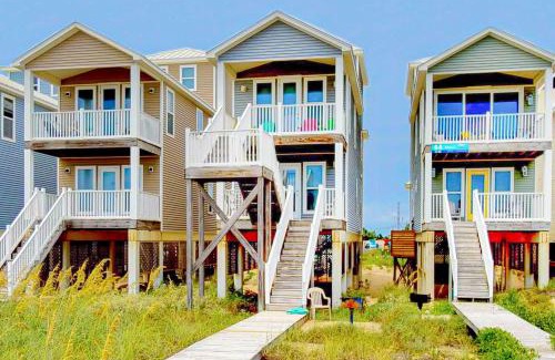East End House | Aquarius
