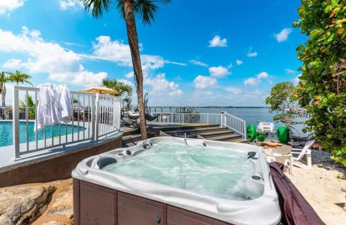 Stuart Villa | Aquatopia North