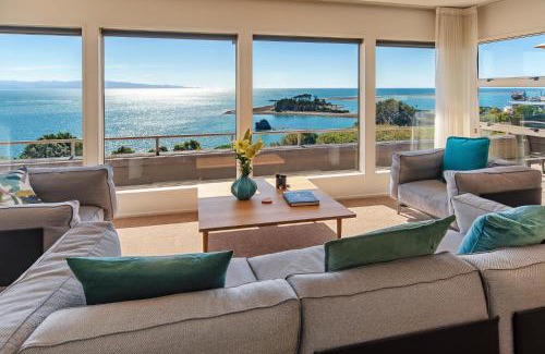 Britannia Heights House | Aquavista - Beautiful Views over Tasman Bay