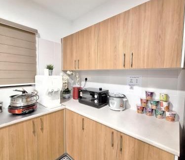 Kota Warisan Apartment | AR Homestay near KLIA Airport 3BR Fully Aircond