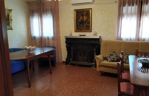 El Bosque House | AR Manantial de los Cañitos: Annex apartments w/own entrance, kitchen, bathroom