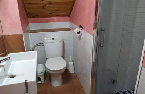El Bosque House | AR Manantial de los Cañitos: Annex apartments w/own entrance, kitchen, bathroom