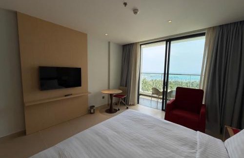 Khanh Hoa Hotel | Arena Cam Ranh Seaview - Near Airport