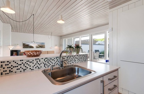 Rødhus House | "Ara" - 700m from the sea by Interhome