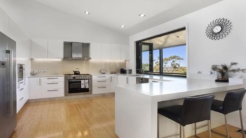 Wentworth Falls House | Arana A Little Blue Mountains Luxury