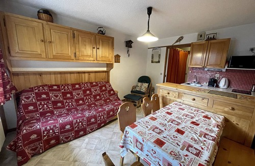 La Clusaz Apartment | Aravis B18 - Appartment 4/5 pers - 2*