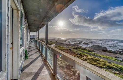 Yachats House | Arbor House
