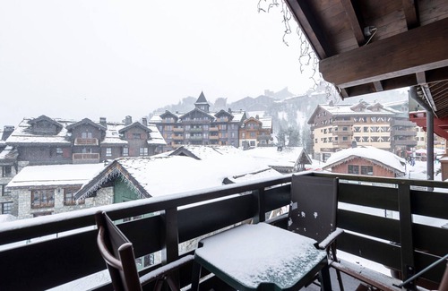 Arc-1950 Apartment | Arc 1950: 3-room apartment, 6 pers, ski access, jacuzzi, parking