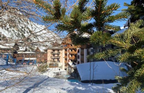Arc-1950 Apartment | ARC 1950 - APPT 2 CHAMBRES/1 COIN NUIT LUXUEUX- SKI AUX PIEDS