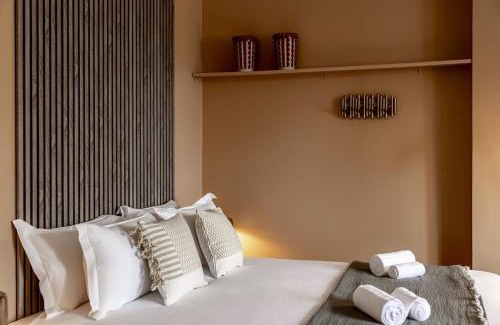 Faubourg-du-Roule Apartment | Arc de Triomphe - 2 people
