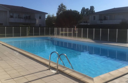 Cazaux Apartment | Arcachon bay in Cazaux T3 apartment in secure residence with swimming pool